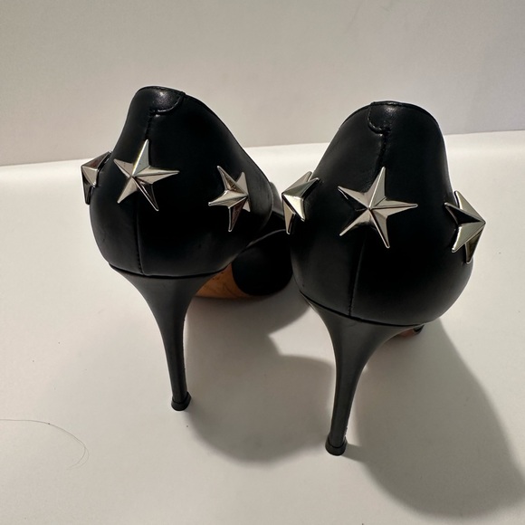 Givenchy Star Studded Leather D’Orsay Pumps- Size 38 - Picture 2 of 6